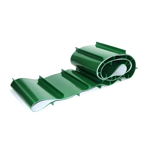 Customized cleat arrangement for industrial conveying