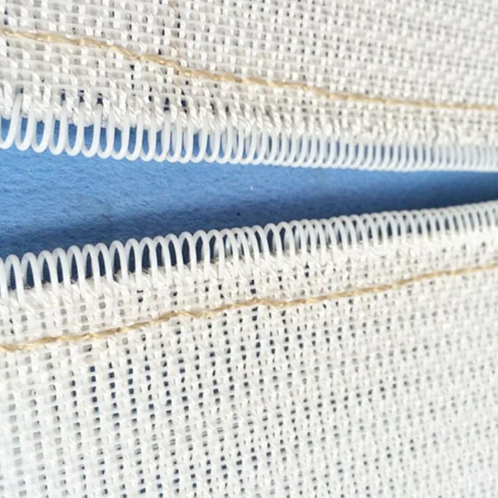Modular plastic fastener used for conveyor belt connection